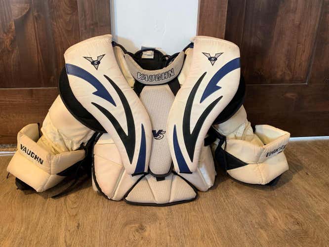 Vaughn V5 7260 Goalie Chest Protector Junior