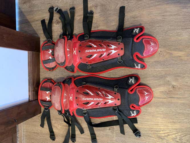 Mizuno Samurai Catcher's Leg Guards