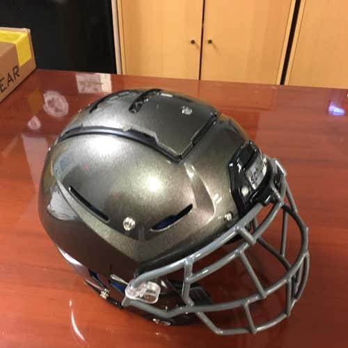 Schutt  F7 VTD Helmet - Size Large