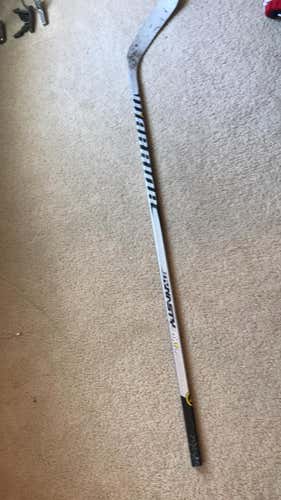 Warrior Dynasty AX1 Stick Righty Mid Senior