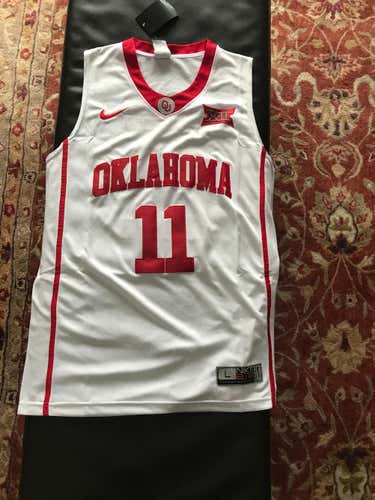 New Trae Young Jersey