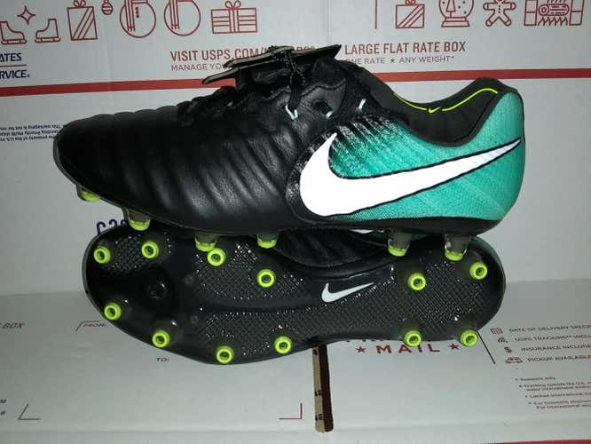 New Nike WMNS Tiempo Legend VII AG Cleats