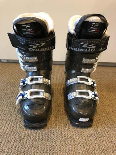 Dalbello Women’s Intermediate boots