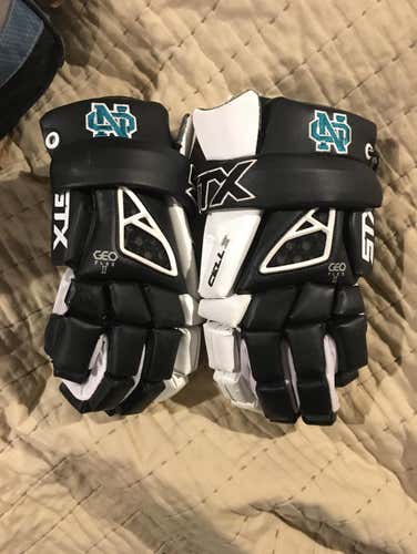 North Oldham STX Cell IV Gloves