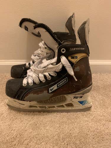 NikeBauer Supreme ONE75 Skates
