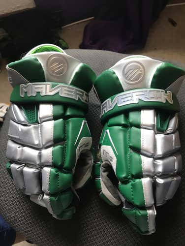 Stevenson Mustangs Maverick M4 Lacrosse Gloves
