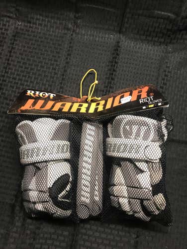 New With Tags Warrior Riot OG Gloves