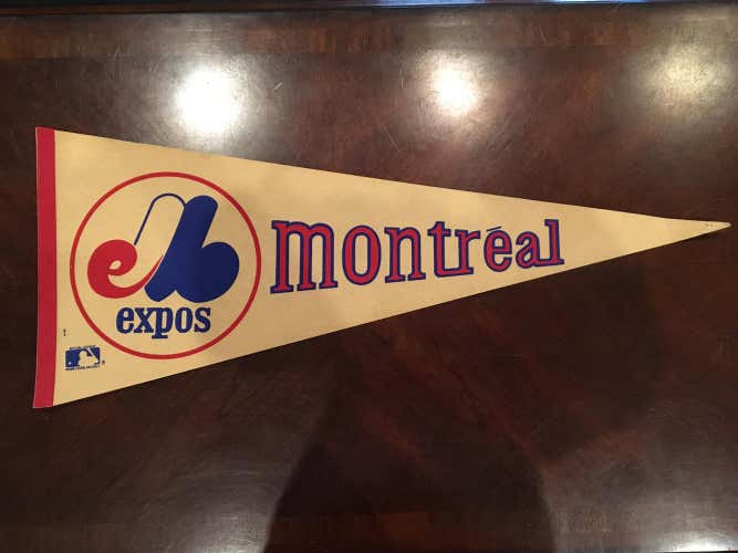 Vintage Montreal Expos MLB Baseball Pennant Memorabilia