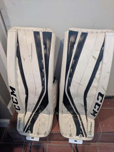 CCM Goalie Leg Pads Junior