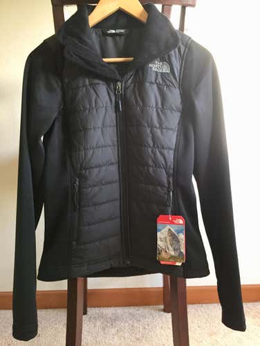 NEW The North Face Women’s Active Fit Mashup Jacket