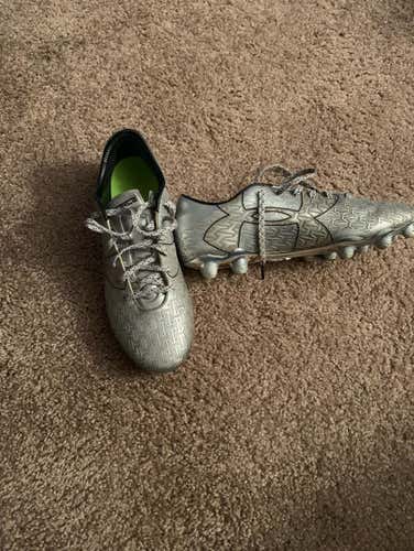 UA Low Top Clutch Fit Cleats