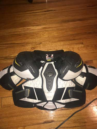Ultra Tacks Shoulder Pads