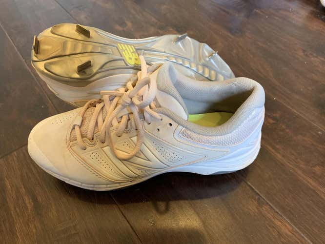 New Balance metal softball cleat 4040v1
