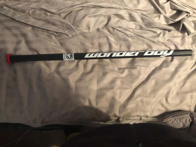 Like New Maverik Wonderboy