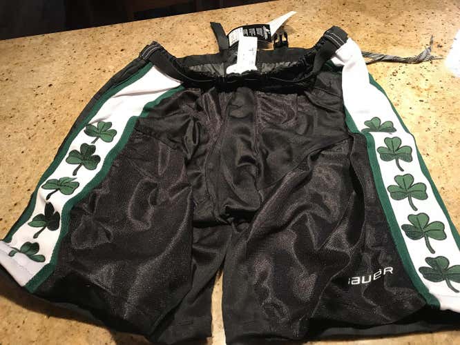 New Bauer Pants Shell Shamrocks Edition Senior Medium