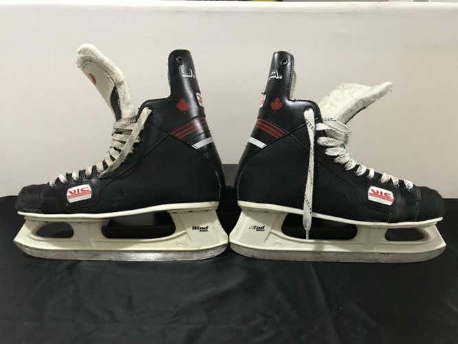 Vic Skates Senior Size 13