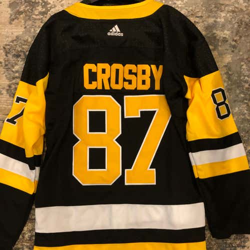 SIDNEY CROSBY #87 Pittsburgh Penguins Game Replica Jersey- BRAND NEW WITH TAGS!