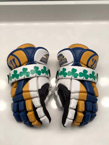 Limited Edition Hofstra Riot Gloves