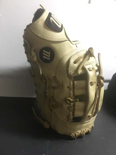 Marucci Founders Series 1B Mitt
