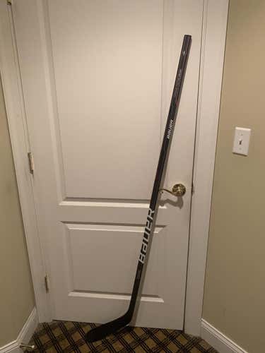BAUER TOTALONE PRO STOCK HOCKEY STICK RH SEMIN