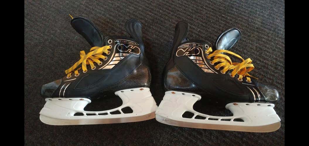 VH Skates Senior Pro Stock Size 7.5