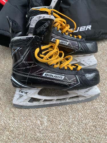 Bauer 1s Hockey Skates