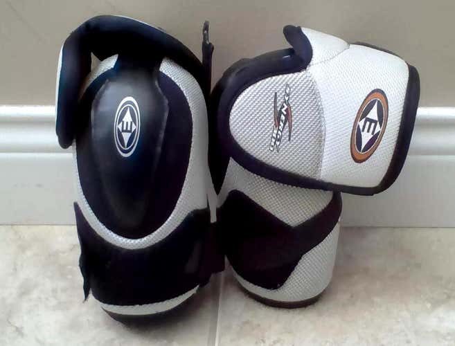 Easton 300 Elbow Pads Junior Medium