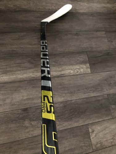New Bauer Supreme S2 Pro Right Matthews 70 Flex