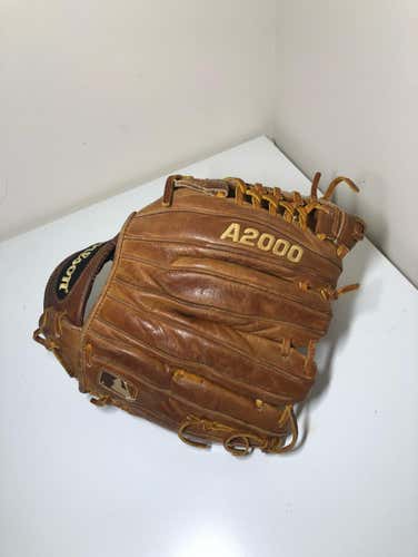 Wilson A2000 1796 Left handed Pitchers Glove