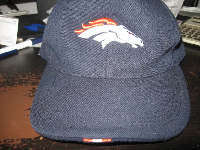 BRONCOS NIKE HAT EMBRIODED!