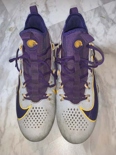 2018 Ty Thompson IROQUOIS NATIONALS game worn cleats