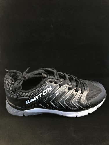 Easton Youth 5.5 Turf Shoes Brand New