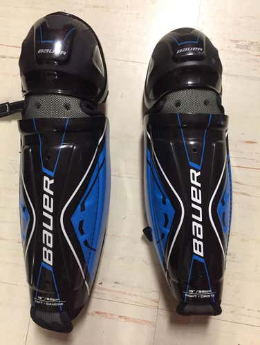 Bauer Shin Pads