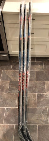New Warrior Covert QR Pro Stock Hockey Stick - Righty - Mid Curve - 75 Flex - P28/W28