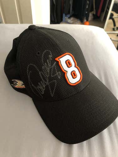 Signed Teemu Selanne Hat