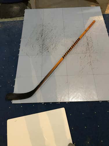 Warrior Alpha AK27 SL RH Intermediate