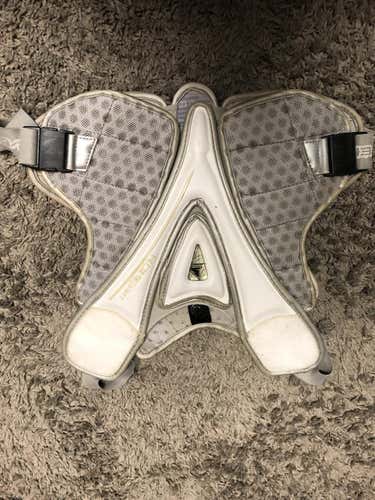 Maverik Rome NXT Speed Pads Shoulder Pads