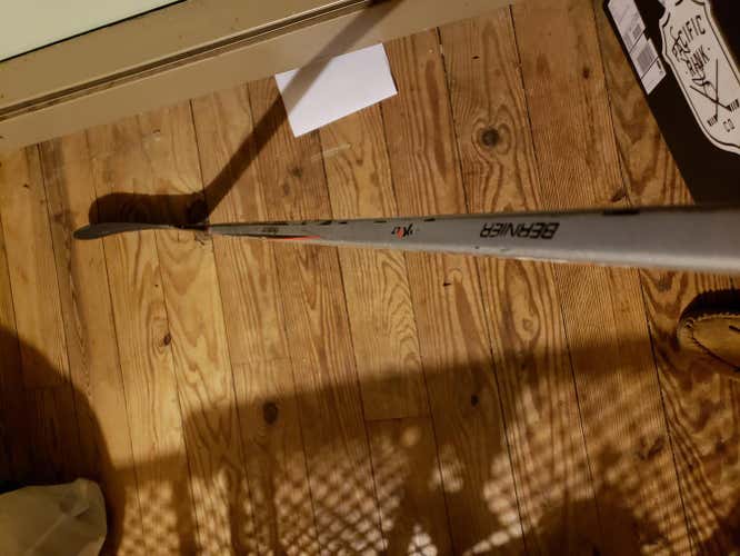 Warrior Dynasty AX1LT Stick RH W28 Pro Stock