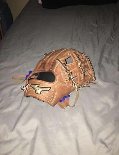 Mizuno Global Elite 11.5, Light Use