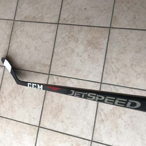 CCM JETSPEED P28 Mcdavid Senior 85flex Grip Right