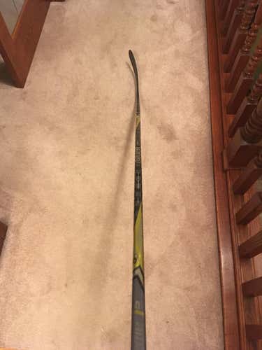 Bauer 1S Supreme Senior Stick, Flex: 77, Curve: P92