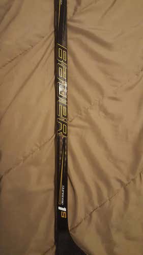 New Bauer Supreme 1S Stick Lefty