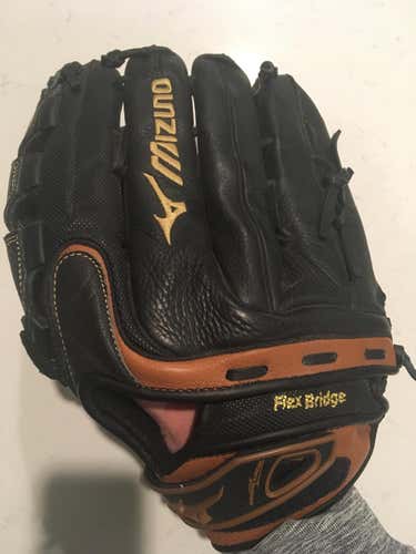Mizuno 14” Softball Glove LHT