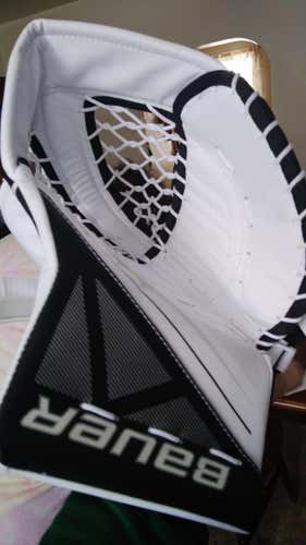 New Bauer Supreme S150 Goalie Glove & Blocker Regular Senior