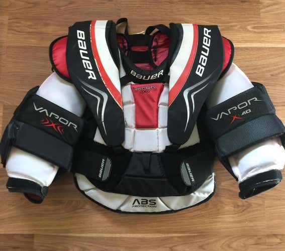 Bauer Vapor X40 Goalie Chest Protector (SR/LG)- Great Shape!