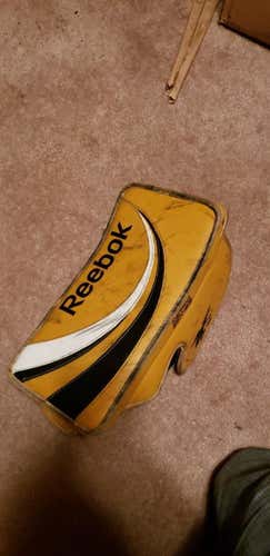 Reebok Goalie Blocker Regular Senior