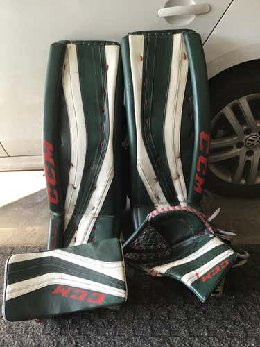 CCM Premier Pro Goalie Equipment full set Regular Senior Pro Stock 33+2 Leg Pads Glove
