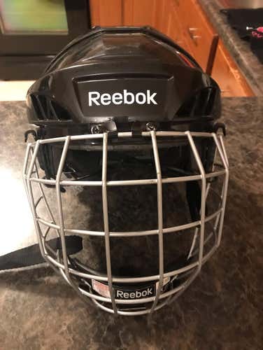 Reebok 3k Used Helmet With Cage - Senior Large
