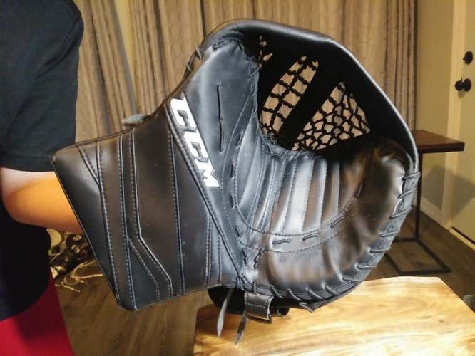 CCM E Flex 3.9 Goalie Glove