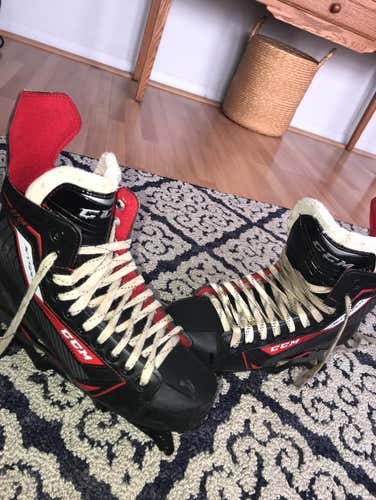 CCM 270 Roller Skates